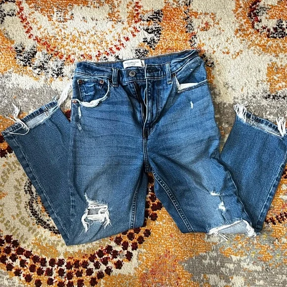 4 Pair Lot Abercrombie Jeans Size 2 - Picture 8 of 9